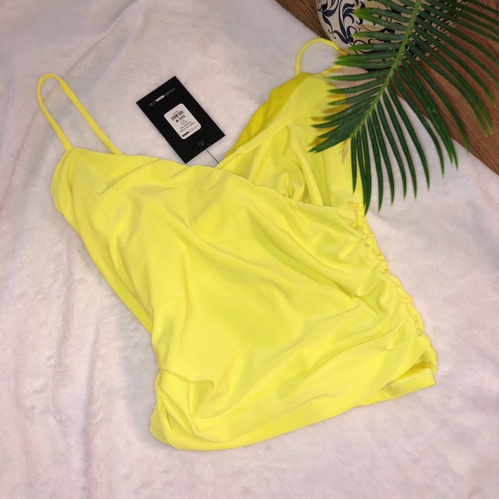 Fashion nova top
